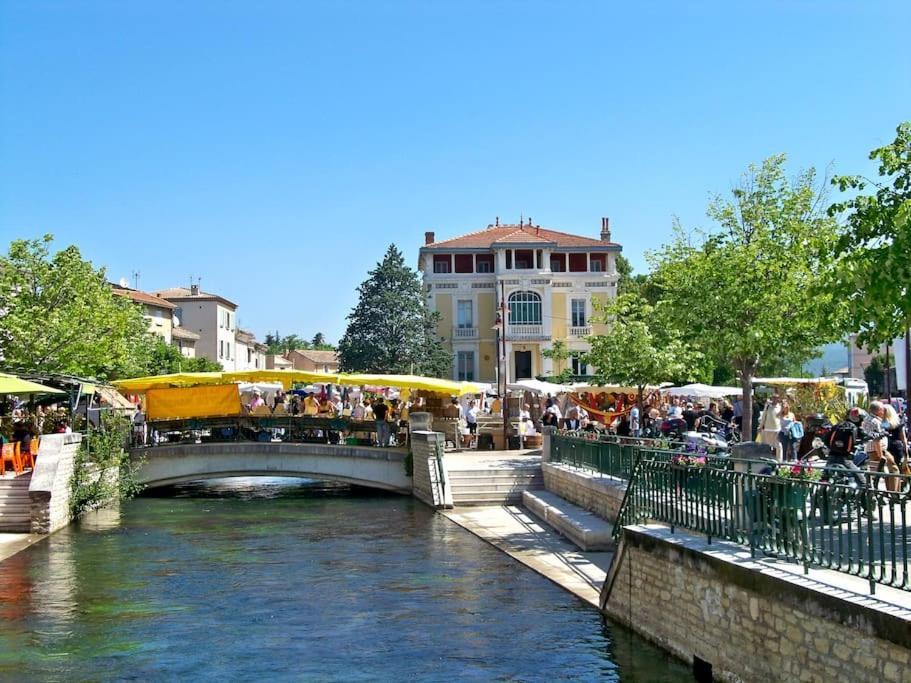 Apartamento Le Loft Des Antiquaires, LʼIsle-sur-la-Sorgue Exterior foto